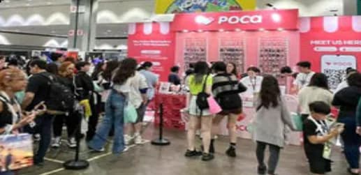 K-POPファンイベントの物販ブース